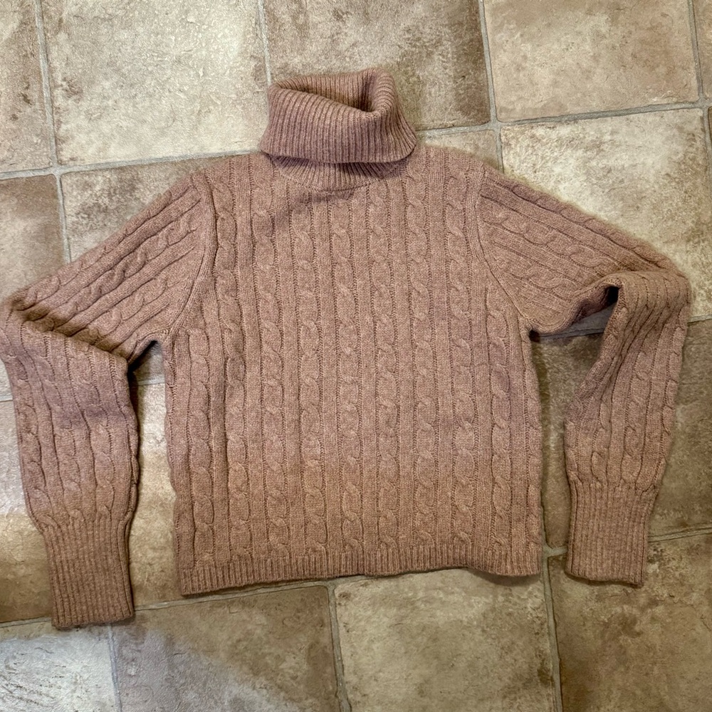 Women’s Jessica Simpson turtleneck sweater